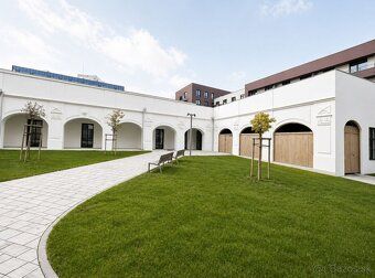 CENTURY 21 Lištiak Team Vám exkluzívne ponúka na prenájom na