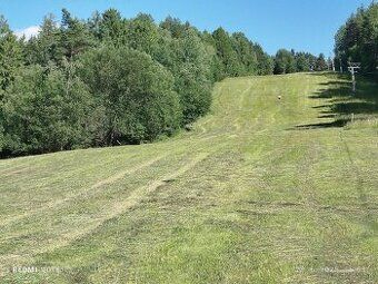Oravice. Úpätie Západných Tatier. Meander park s geotermálno