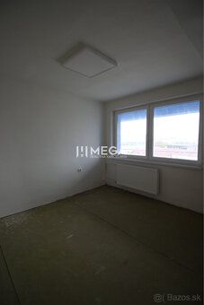 3D: https://my.matterport.com/show/?m=JUtncwVbZ5E
MEGA reali