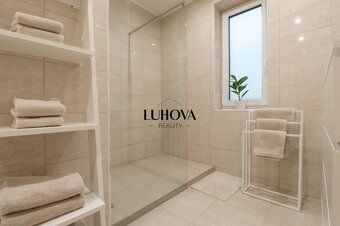 LUHOVA reality Vám výhradne ponúka na predaj modernú novosta