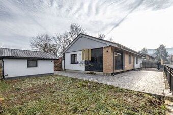 Ponúkame na predaj moderný murovaný rodinný dom typu bungalo
