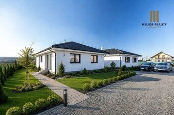Ponúkame na predaj moderný murovaný rodinný dom typu bungalo
