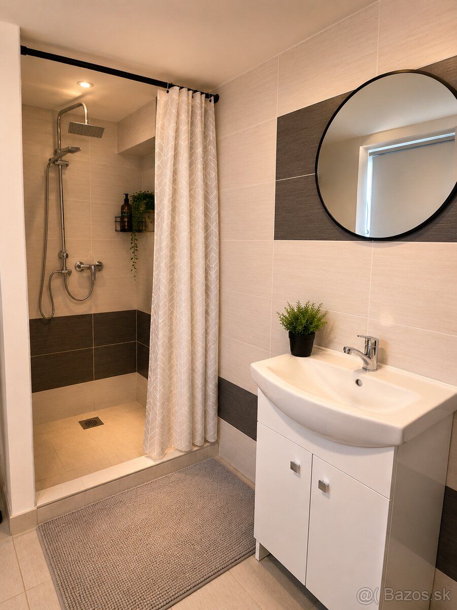 Ponúkam na prenájom celoročný apartmán vhodný pre 1-2 osoby 