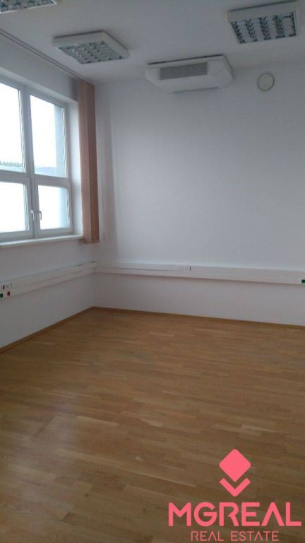 Ponúkame Vám na prenájom kancelárske a skladové priestory v 