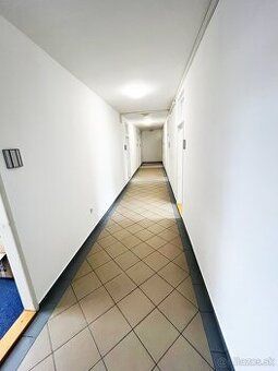Ponúkame Vám na prenájom kancelárske a skladové priestory v 