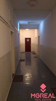 Ponúkame Vám na prenájom kancelárske priestory v 4-poschodov