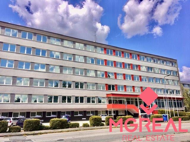 Ponúkame Vám na prenájom kancelárske priestory, Bratislava-R