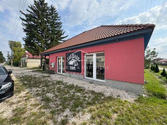 Ponúkame Vám na predaj starší rodinný dom v obci Okoličná na