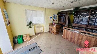 Ponúkame Vám na predaj komerčno-obchodné priestory v Partizá