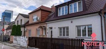 Ponúkame Vám na prenájom kanceláriu na Jarošovej ul. v Novom