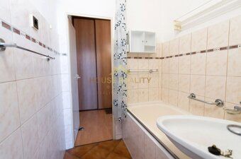 Ponúkame na predaj pekný 3 izbový byt v Bratislava III. Rača