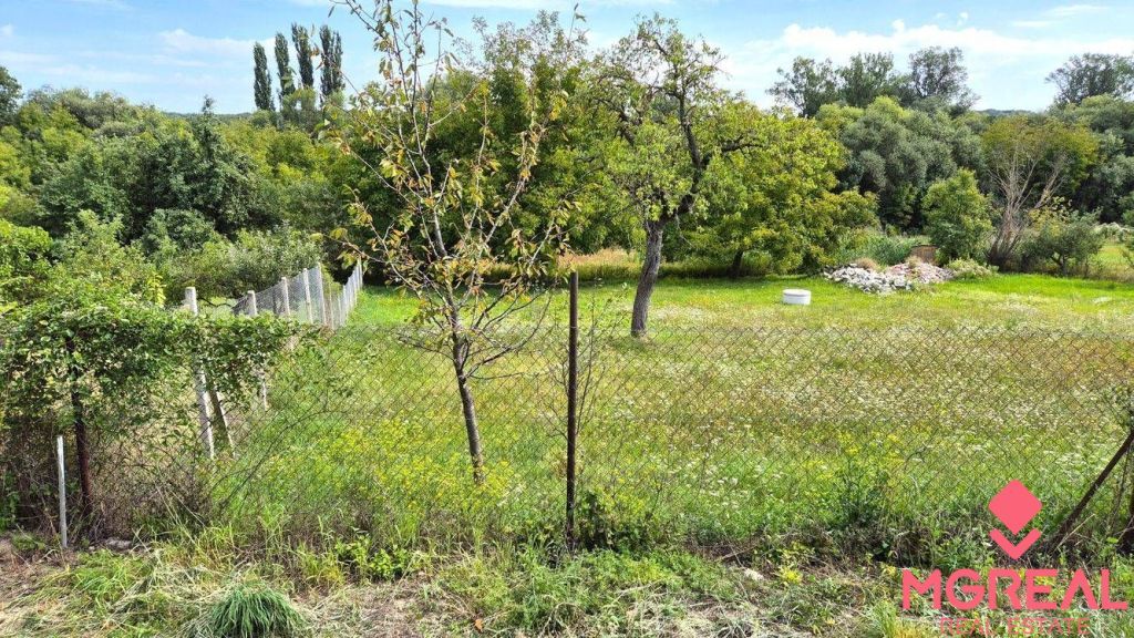 Zľava - Ponúkam na predaj pozemok vhodný na výstavbu rodinné