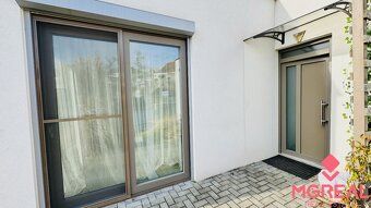 Ponúkame Vám na predaj novostavbu trojizbového rodinného dom