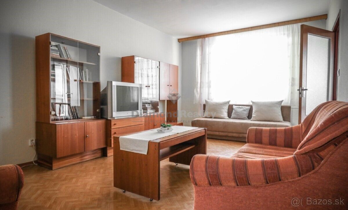 Typ: 3-izbový byt Ulica: Tehelná Mestská časť: Centrum a oko