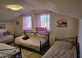 ID:8496
Ponúkame Vám na predaj krásnu chatu na Vinianskom ja