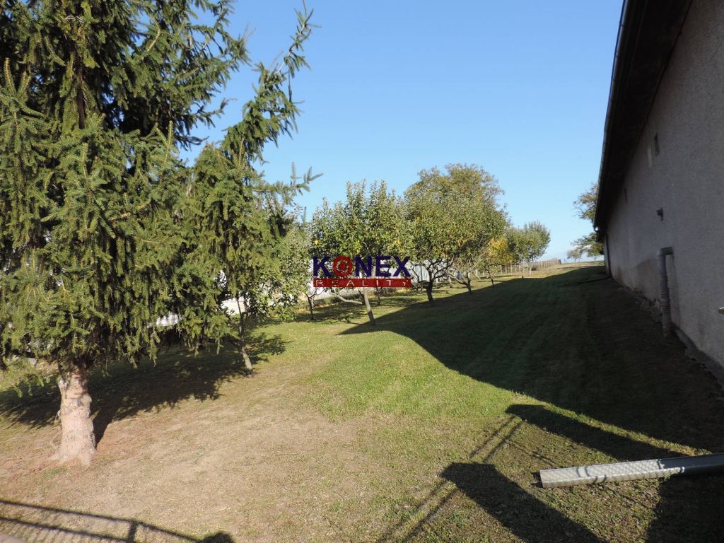 ID: 8532
Ponúkame na predaj pozemok v obci Veľké Ozorovce
 -