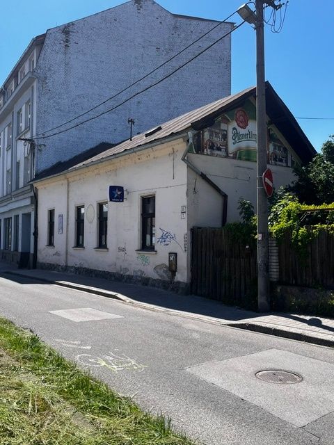 Ponúkame na predaj nehnuteľnosť vo vyhľadávanej lokalite pri