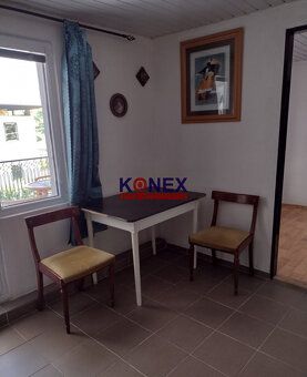ID:8863
Ponúkame Vám na predaj dvojpodlažnú murovanú chatu n