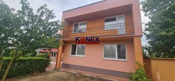 ID:8889
Ponúkame Vám na predaj rodinný dom po rekonštrukcii 