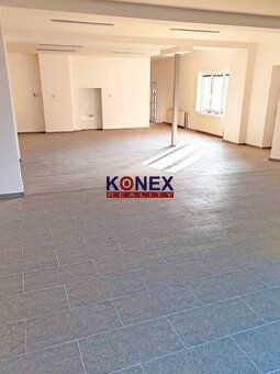 ID: 8971
 Ponúkame Vám na prenájom obchodný priestor v meste