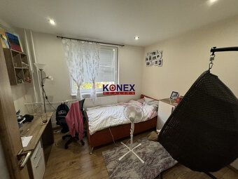 ID:9002
Ponúkame na predaj kompletne rekonštruovaný 4-izbový