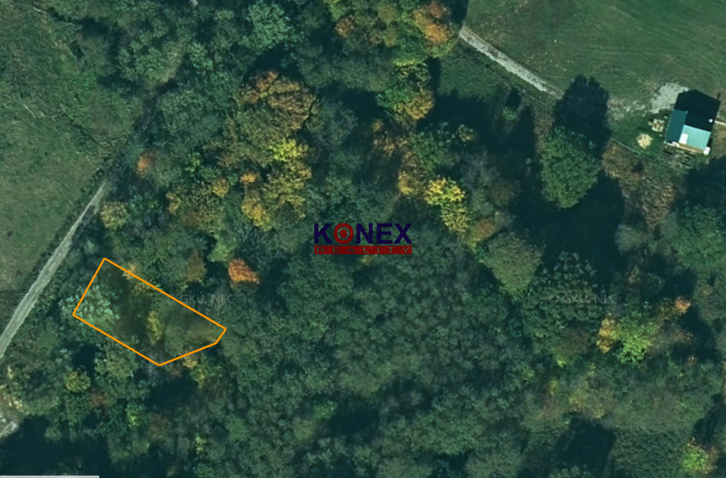 ID:9024
Ponúkame Vám na predaj pozemok v extraviláne obce Zl