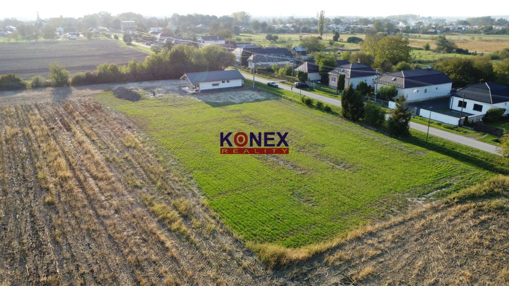 ID:9117
Ponúkame Vám na predaj 3 stavebné pozemky v obci Hat