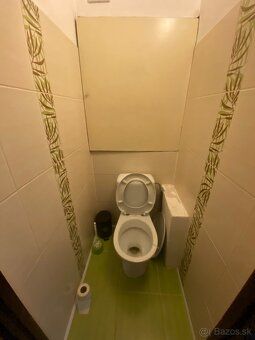Ponúkam na predaj príjemný 2-izbový byt o výmere 50 m² na sí