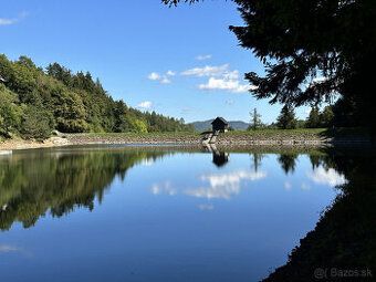 Ponúkam na predaj kompletne zrekonštruovaný 3-izbový byt. By