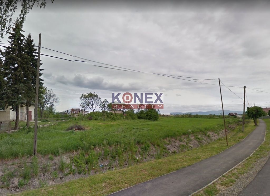 ID: 9175
Ponúkame Vám na predaj pozemok v obci Vrbnica, 9 km