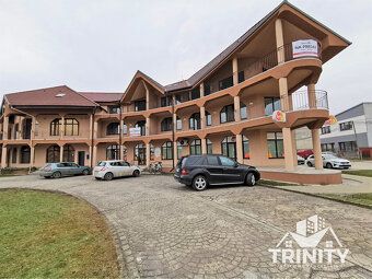 Typ: 5 a viac izbový byt Ulica: Obchodná ulica Obec: Nesvady