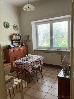 Na predaj je rodinný dom na Slovenského ulici. Zastavaná plo