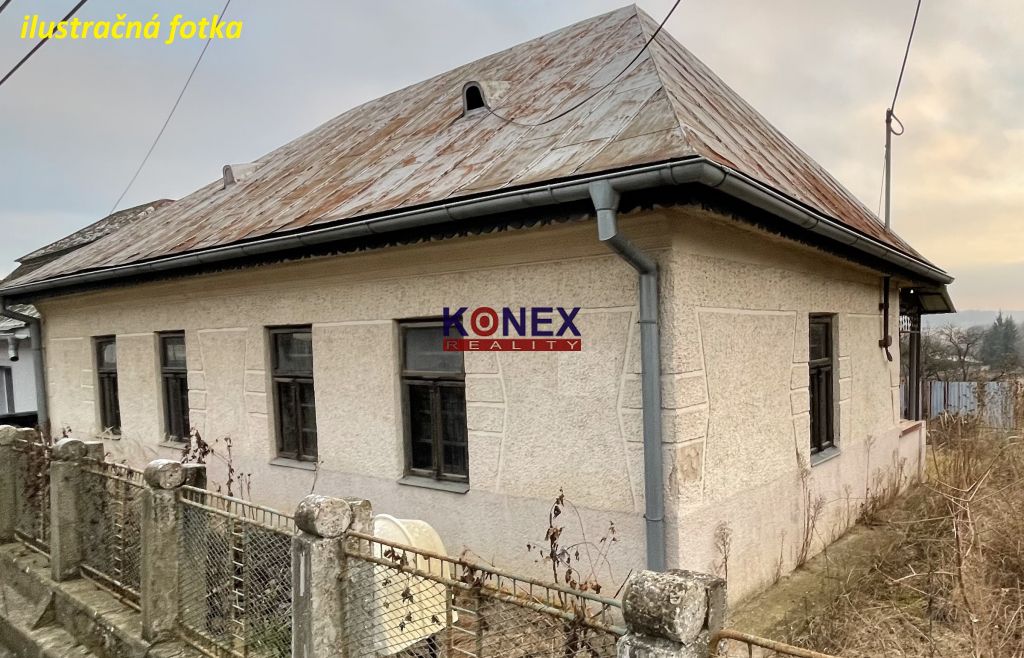 ID:9823
Ponúkame na predaj rodinný dom v obci Lekárovce:
 - 