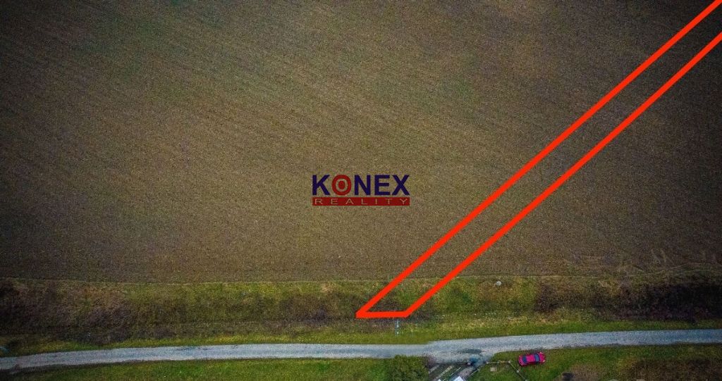 ID:9825 
Ponúkame na predaj pozemok pre rodinný dom v obci Ľ