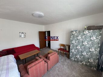 ID:9873
Ponúkame Vám na predaj veľmi zachovalý rodinný dom s