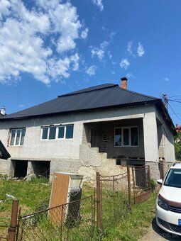 ID:9931 Ponúkame na predaj rodinný dom nachádzajúci sa v pok