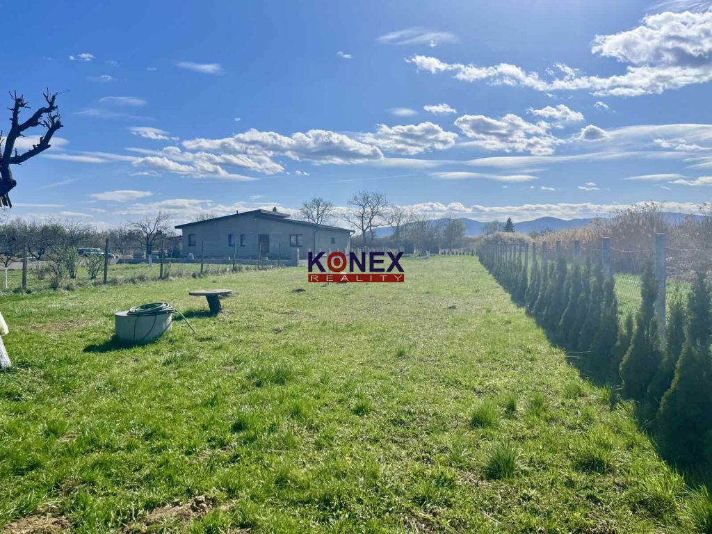 ID:9960
Na predaj ponúkame krásny slnečný pozemok v skvelej 