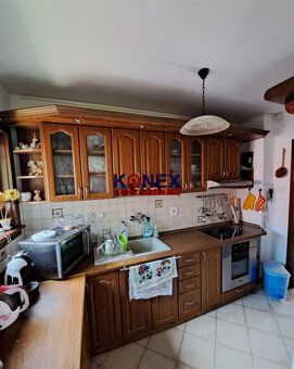 ID:2548 Ponúkame na predaj murovanú chatu v nádhernom prostr