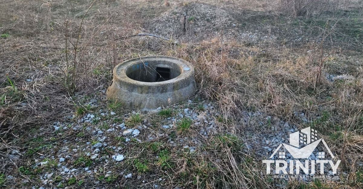Typ: Pozemok pre rodinné domy Ulica: Nové Zámky Obec: Nové Z