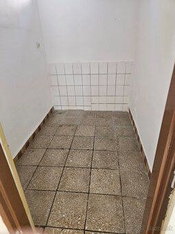 -Zastavaná plocha a výmer výstavby je 340m2 -záhrada výmer 2