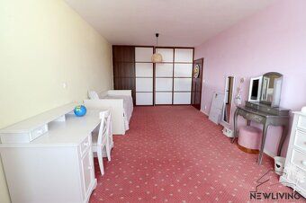 Realitná kancelária New living dáva do pozornosti krásny 4 i
