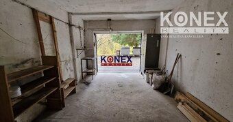 ID:3149
Ponúkame na predaj garáž v Medzilaborciach:
 - nachá