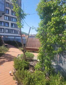 Ponúkame Vám na predaj moderný 1-izbový byt s veľkým balkóno