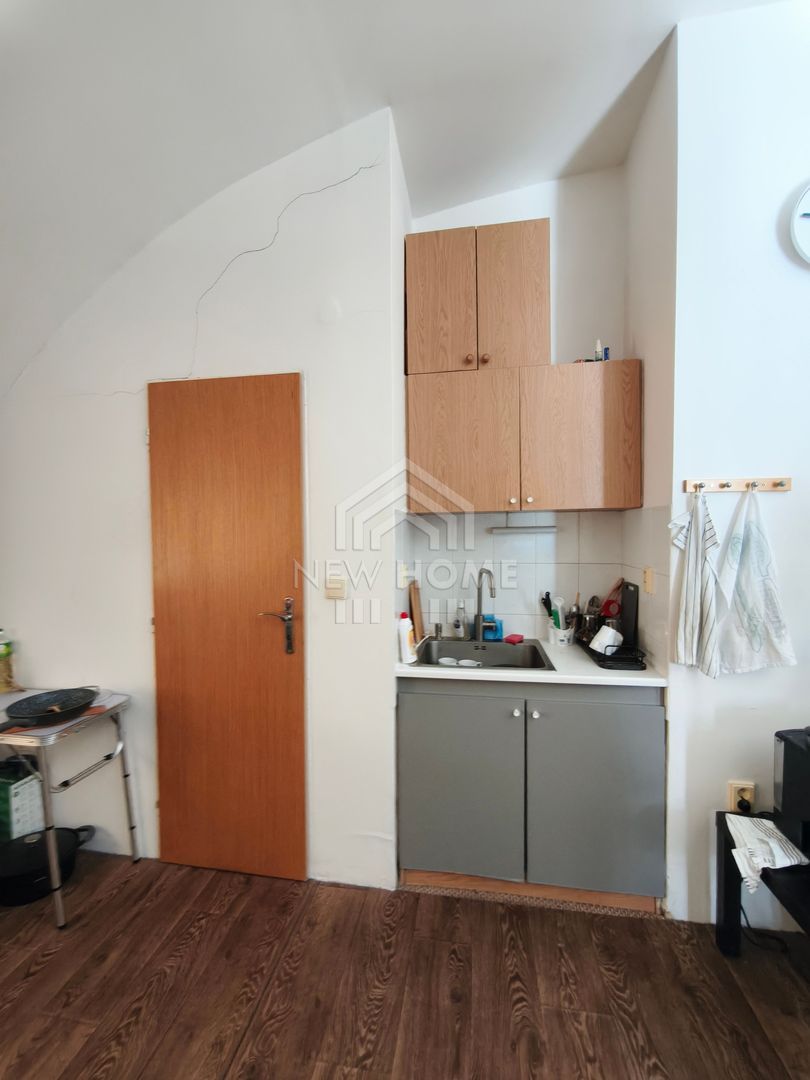Ponúkame na prenájom kancelársky priestor o výmere 50 m2. Na