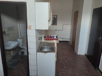 ID:3355
Ponúkame na prenájom budovu v obci Ruský Hrabovec:
 