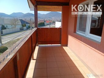 ID:3644
Ponúkame na predaj trojpodlažný  rodinný dom s garáž