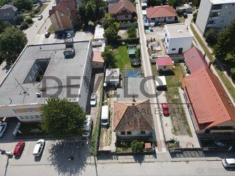 DeveloX Reality offers for sale a building plot of size 