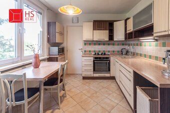 Priestranný 3-izbový byt (84 m²) s 2 balkónmi na obľúbenej N