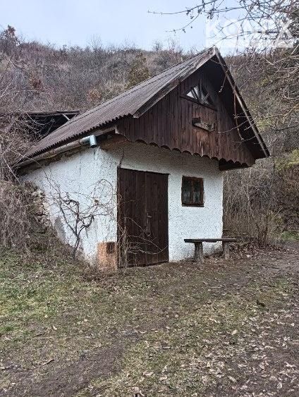 ID:3884
Продається затишна винна крипта розташована в 