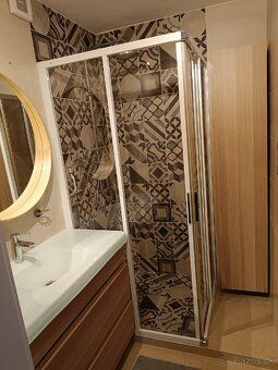 I offer for long-term rent a two-room apartment on Hečkova Street